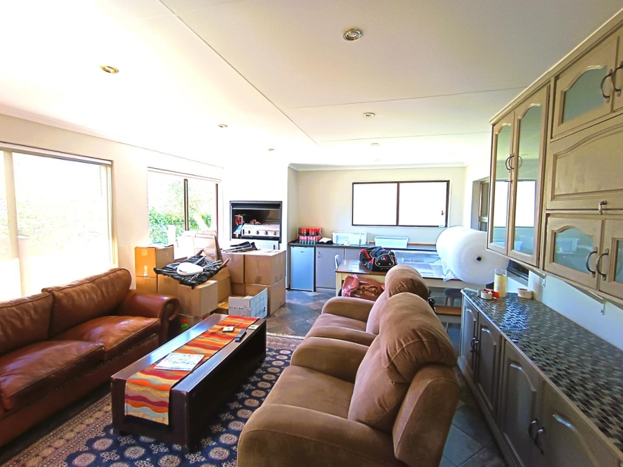 4 Bedroom Property for Sale in Pentagon Park Free State